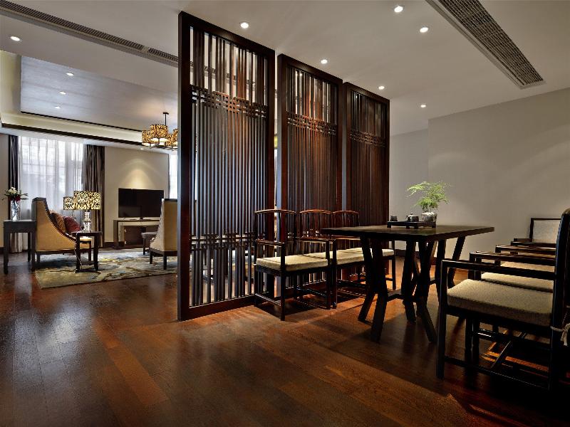 Crowne Plaza YADING image 3