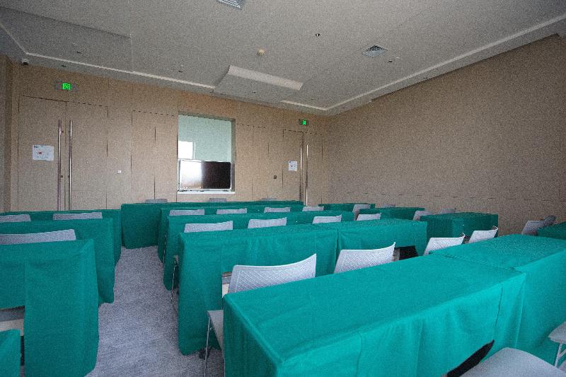 Holiday Inn Express Horgos image