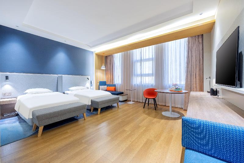 Bed room