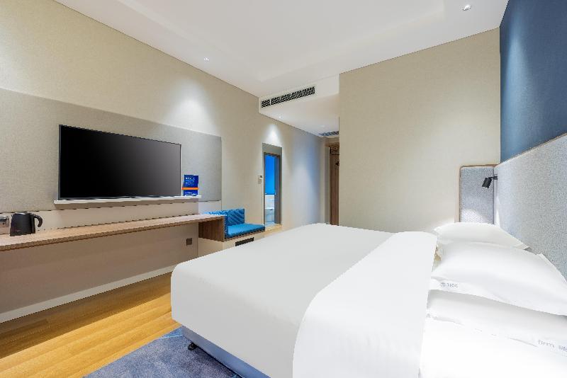Holiday Inn Express Horgos image