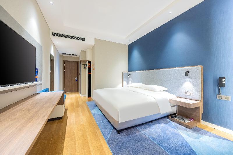 Holiday Inn Express Horgos image