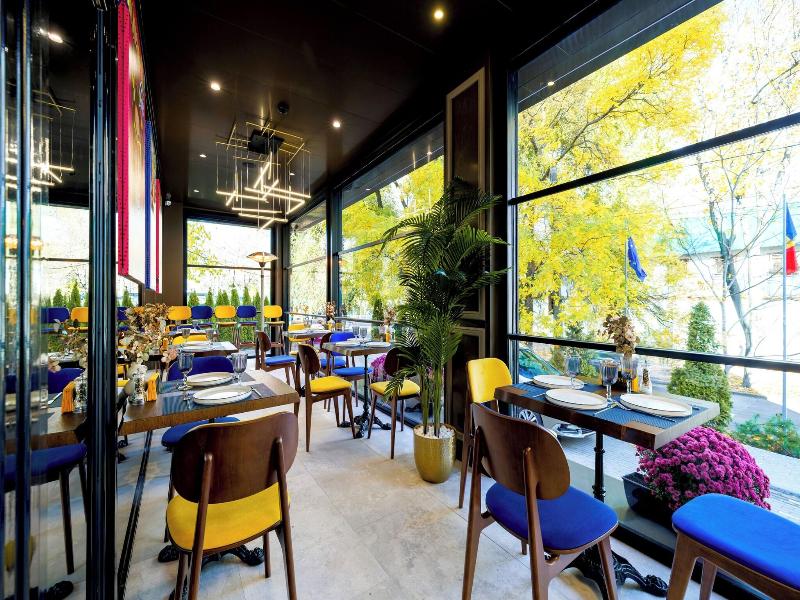 Art Hotel image