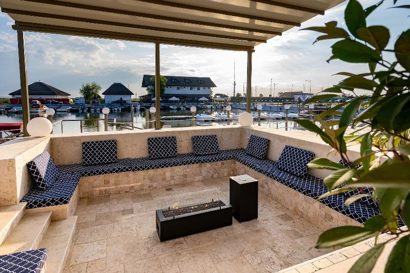 Razelm Luxury Resort image 6