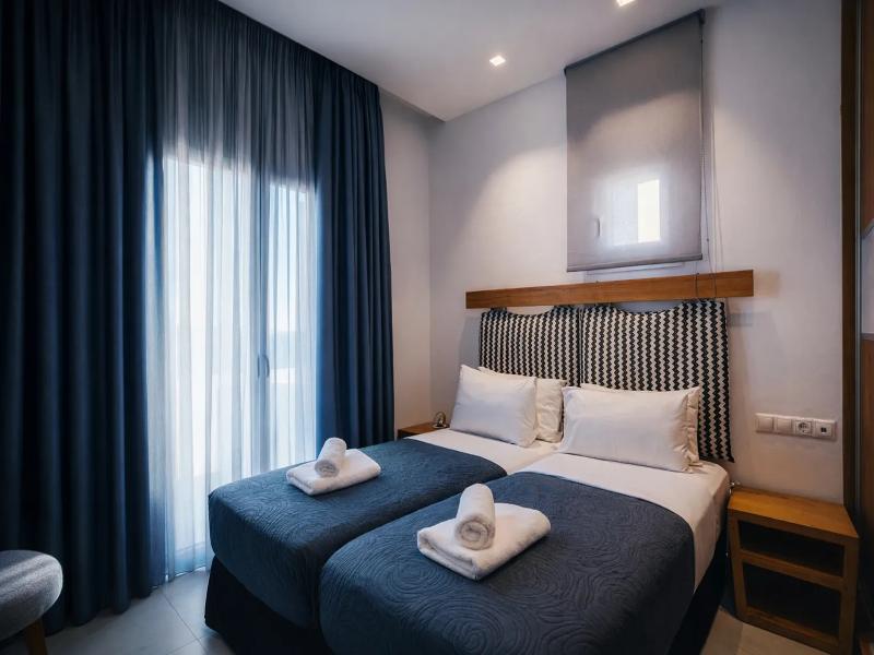 Evi Suites & Villas