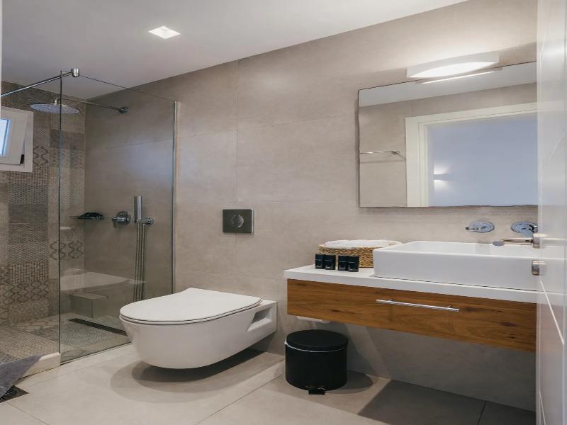 Evi Suites & Villas image