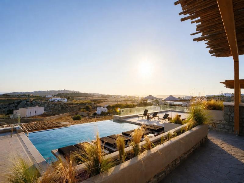 Evi Suites & Villas image