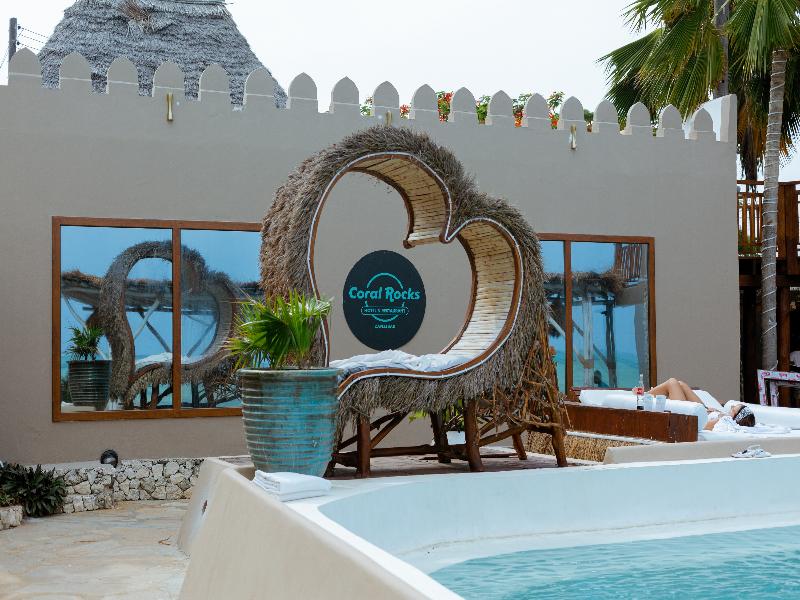 Coral Rocks Hotel & Restaurant image