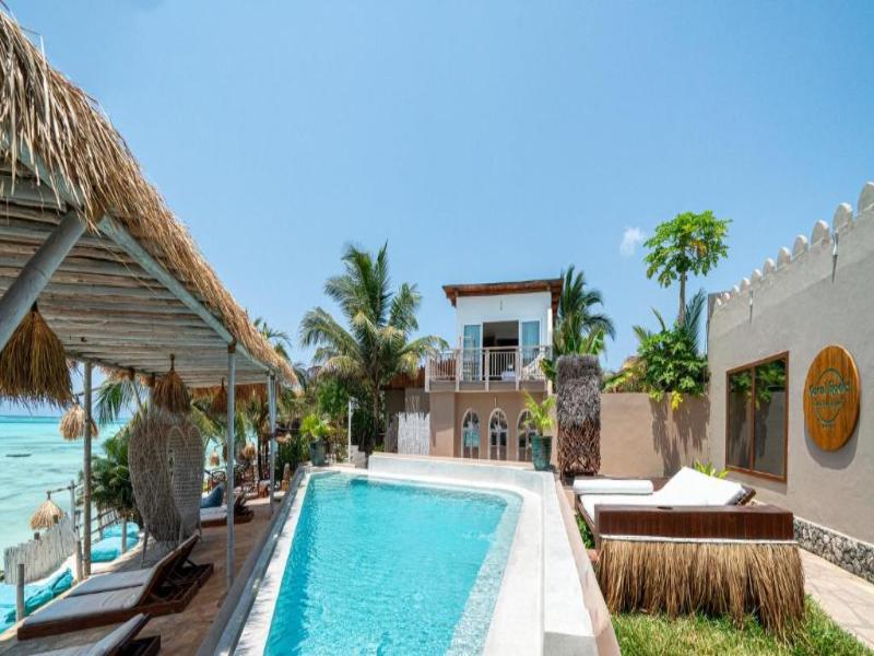 Coral Rocks Hotel & Restaurant image