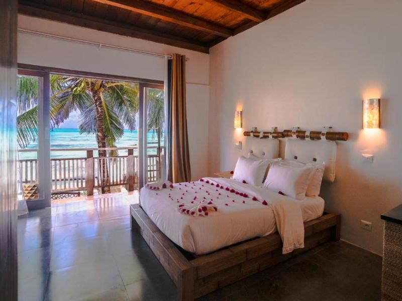 Salt & Coral Hotel and Restaurant image
