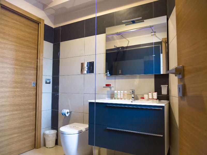 Agora Hotel Sure Hotel Collection By BW image