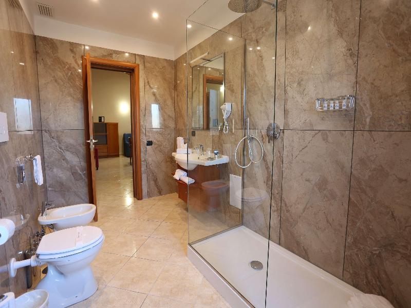Agora Hotel Sure Hotel Collection By BW image