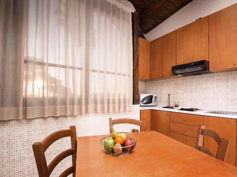 Agora Hotel Sure Hotel Collection By BW image