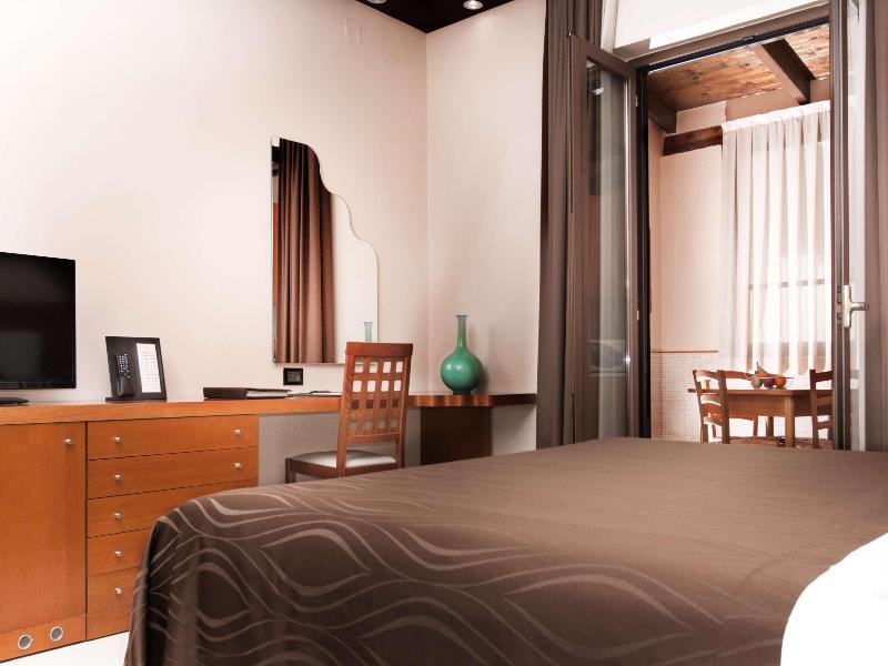 Agora Hotel Sure Hotel Collection By BW image