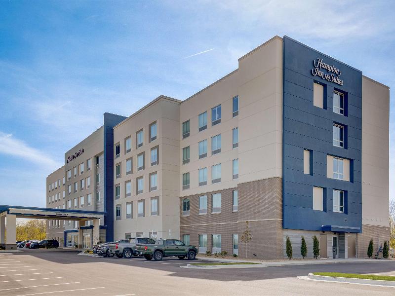 Hampton Inn And Suites Williamstown Ark Encounter image