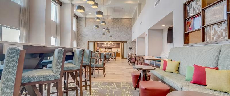 Hampton Inn And Suites Williamstown Ark Encounter image