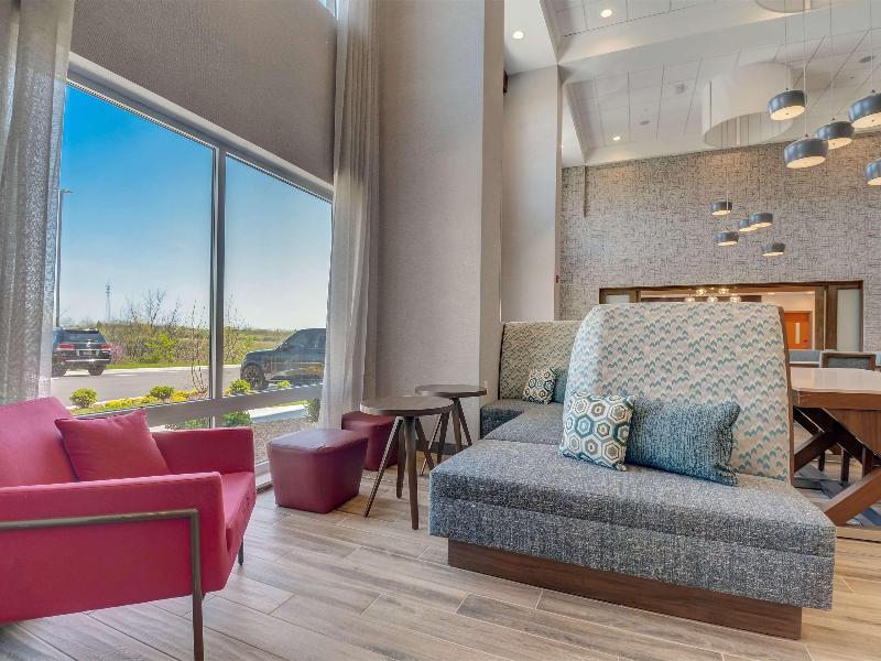 Hampton Inn And Suites Williamstown Ark Encounter image
