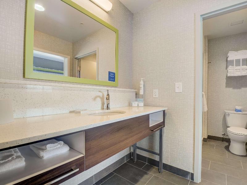 Hampton Inn And Suites Williamstown Ark Encounter image