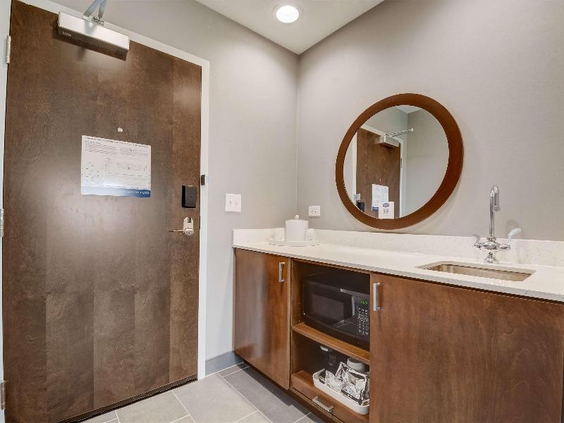 Hampton Inn And Suites Williamstown Ark Encounter image