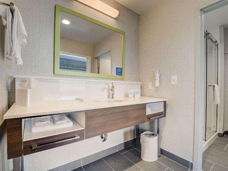Hampton Inn And Suites Williamstown Ark Encounter image