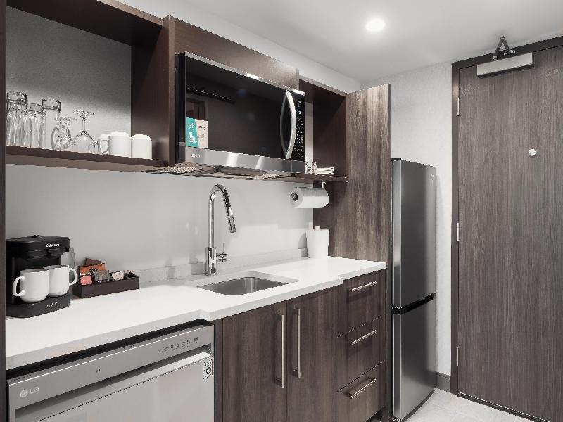 Home2 Suites By Hilton Quebec City image