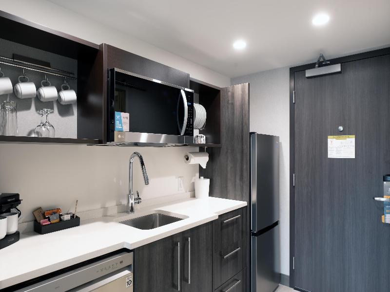 Home2 Suites By Hilton Quebec City image