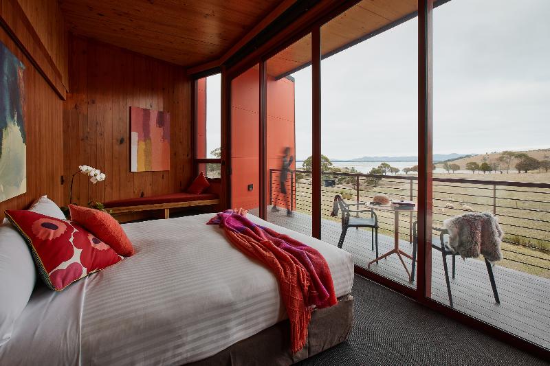Iron Creek Bay Estate gallery photo 23