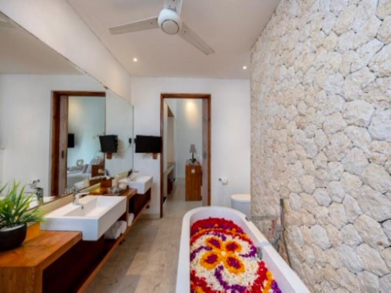 The Jimbaran Beach Villa by Ini Vie Hospitality image