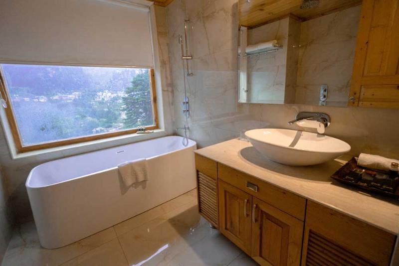 Tiaraa Hotels & Resorts - Manali image