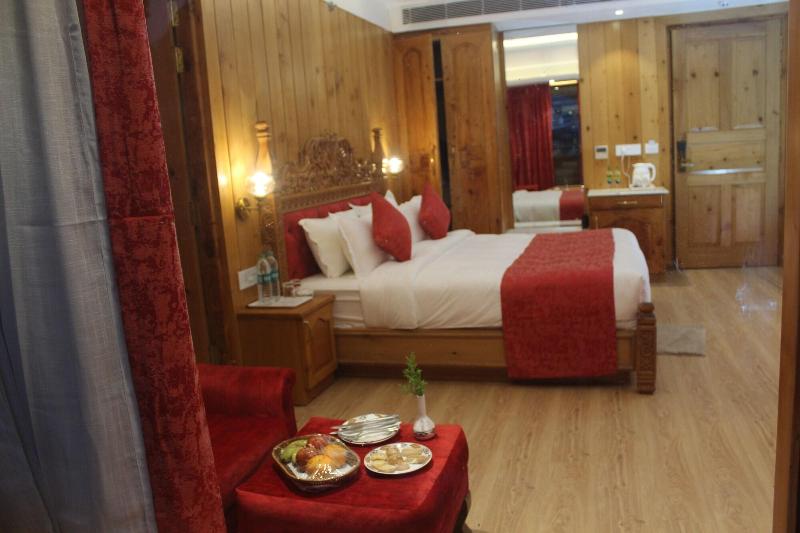 Tiaraa Hotels & Resorts - Manali image