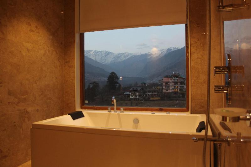 Tiaraa Hotels & Resorts - Manali image