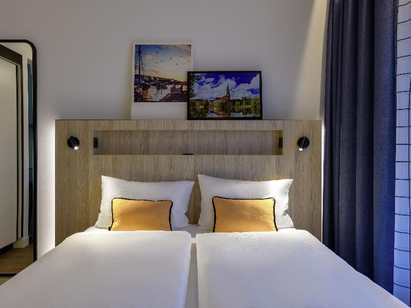 Hotel Am Schwedenkai Kiel image