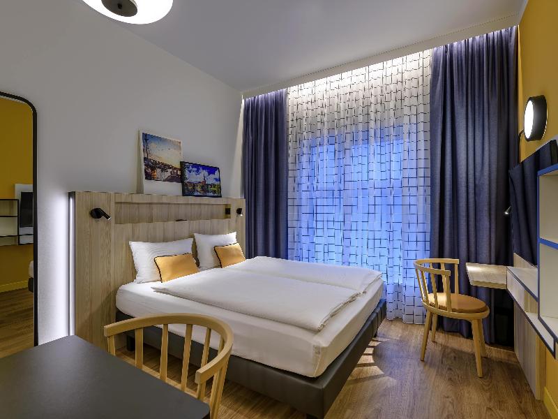 Hotel Am Schwedenkai Kiel image