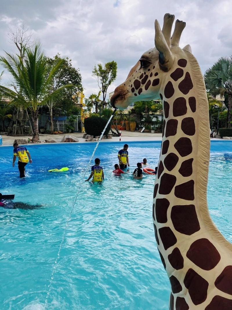 Trang Villa Hotel And Water Park