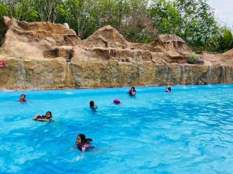 Trang Villa Hotel And Water Park