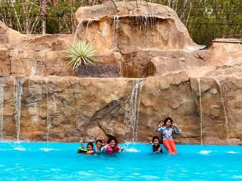 Trang Villa Hotel And Water Park