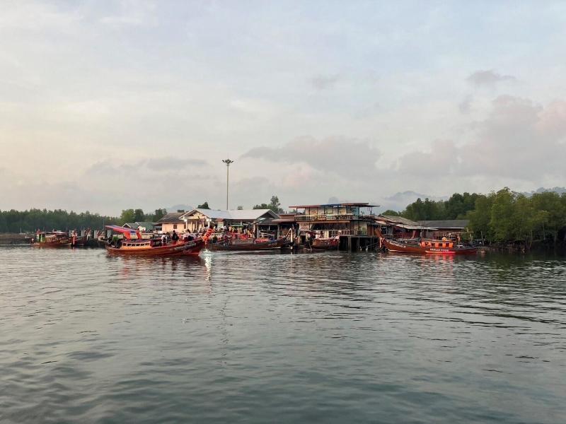 Trang Villa Hotel And Water Park