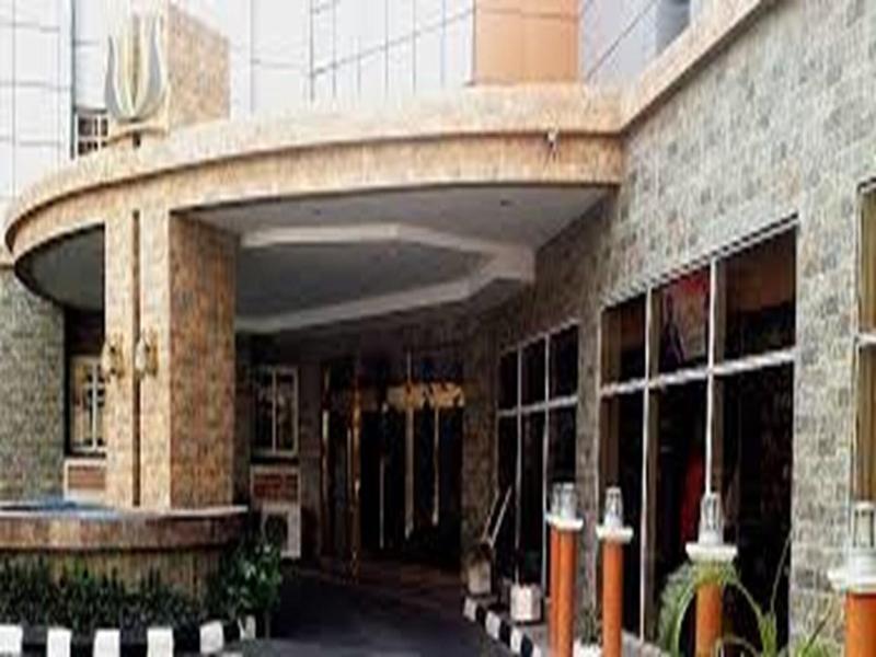 Newton Park Hotel image