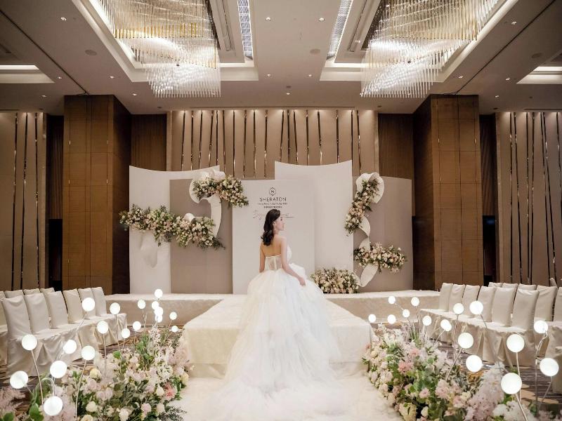Sheraton Hong Kong Tung Chung Hotel image