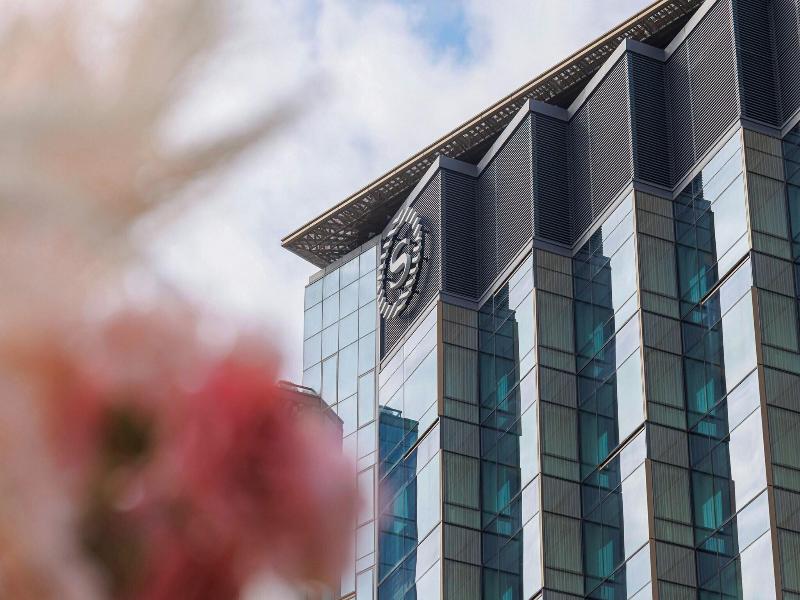Sheraton Hong Kong Tung Chung Hotel image