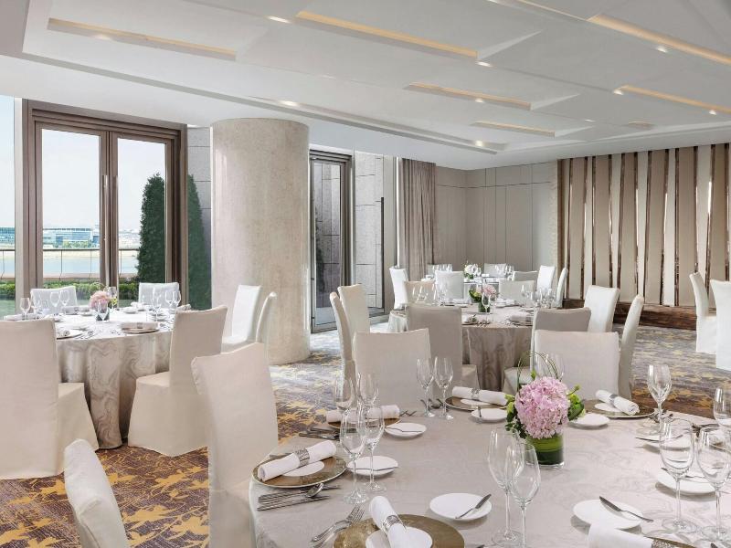 Sheraton Hong Kong Tung Chung Hotel image