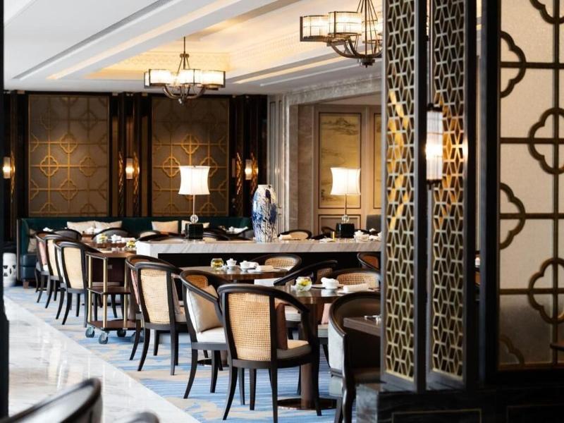 Sheraton Hong Kong Tung Chung Hotel image
