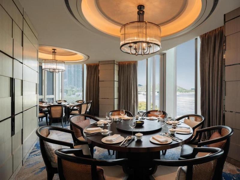 Sheraton Hong Kong Tung Chung Hotel image