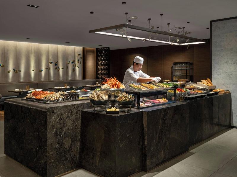 Sheraton Hong Kong Tung Chung Hotel image
