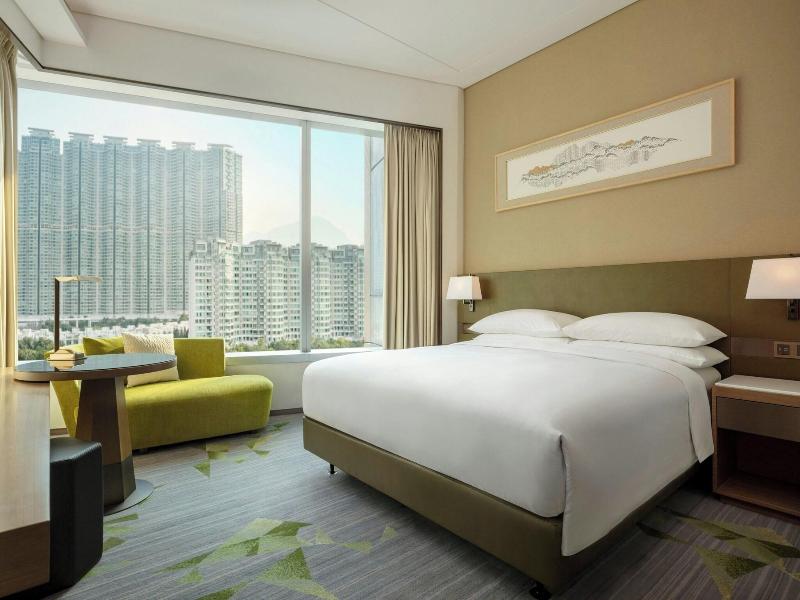 Sheraton Hong Kong Tung Chung Hotel image