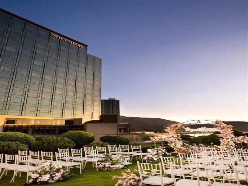 Sheraton Hong Kong Tung Chung Hotel image
