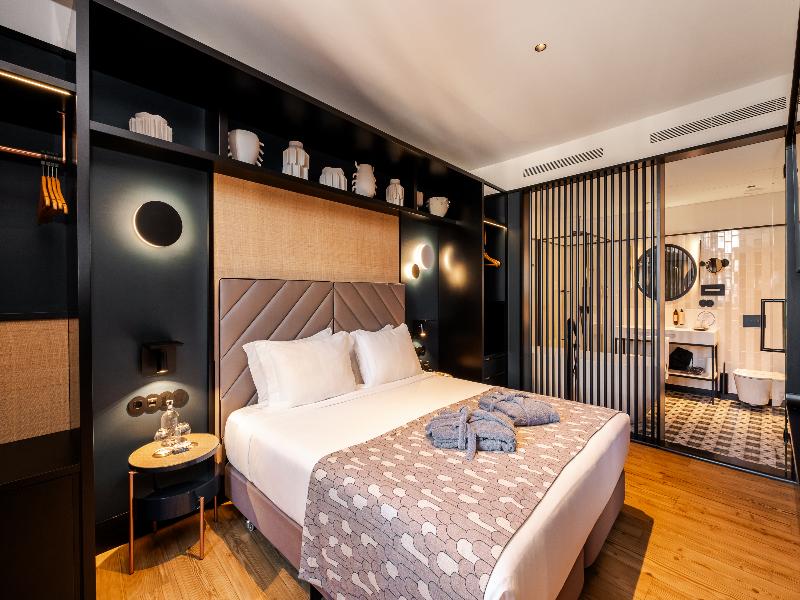 Axis Porto Club image