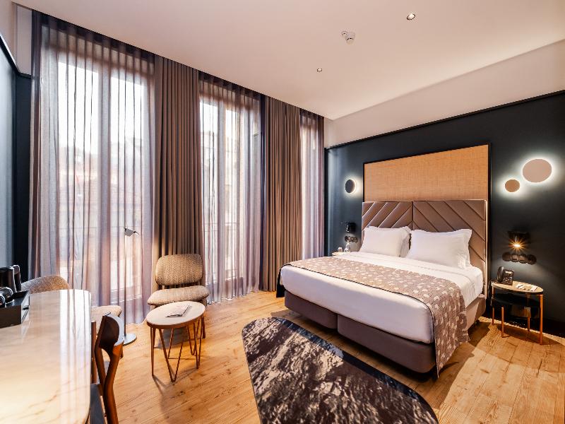 Axis Porto Club image