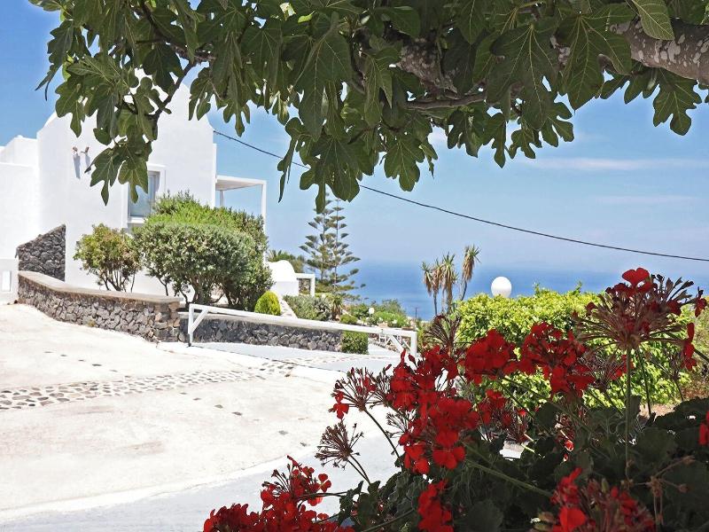 Phaos Santorini Suites image