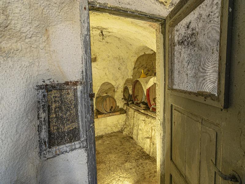 Phaos Santorini Suites image