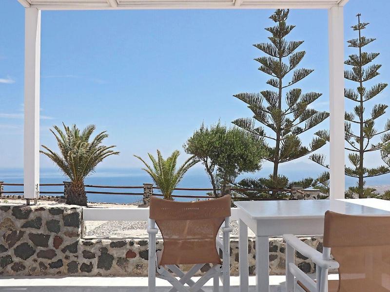 Phaos Santorini Suites image
